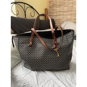 Fossil tote bag